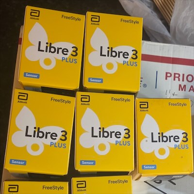 Sealed FreeStyle Libre 3 Plus sensor boxes